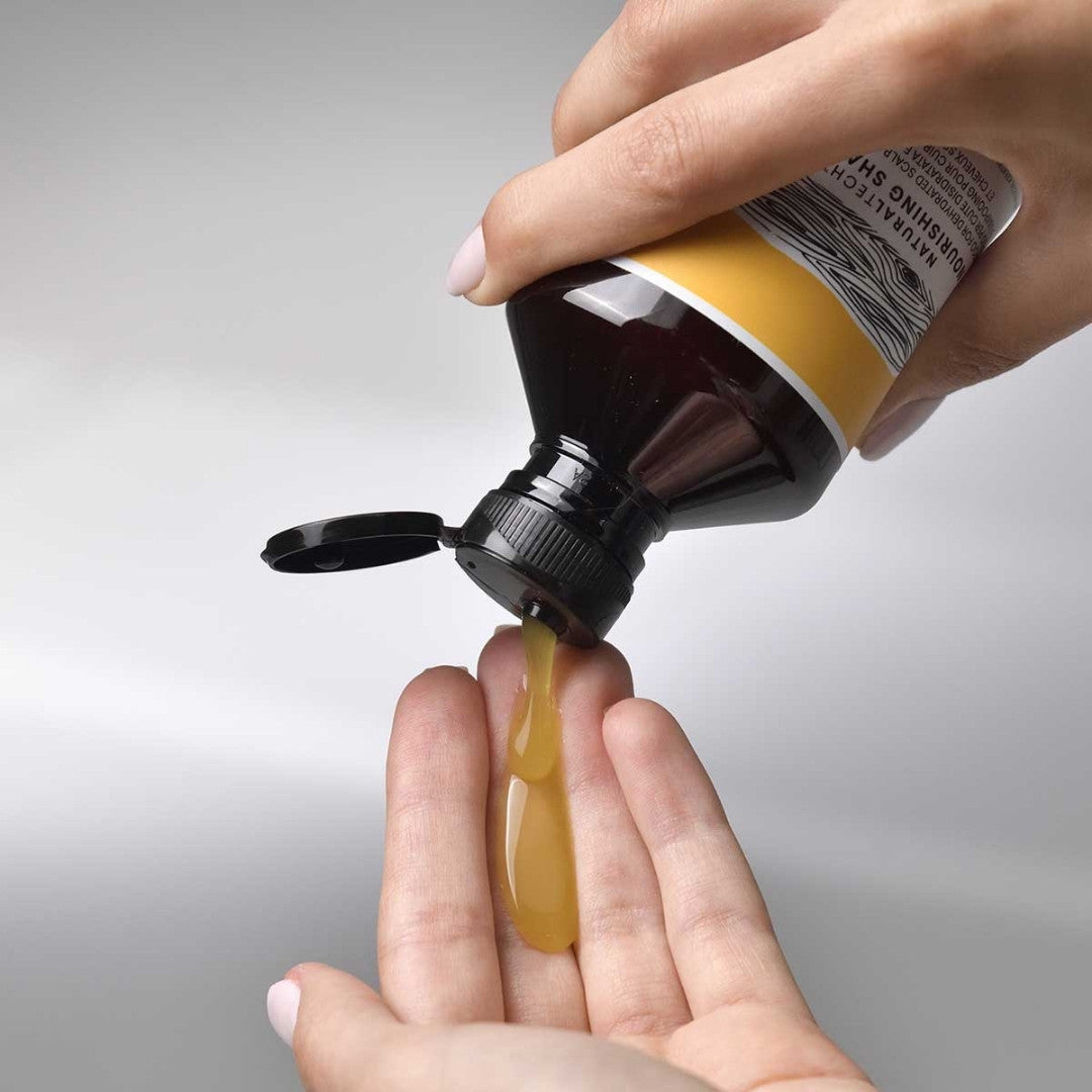 Nourishing Yıpranmış Kuru Saçlar İçin Şampuan 100 ml